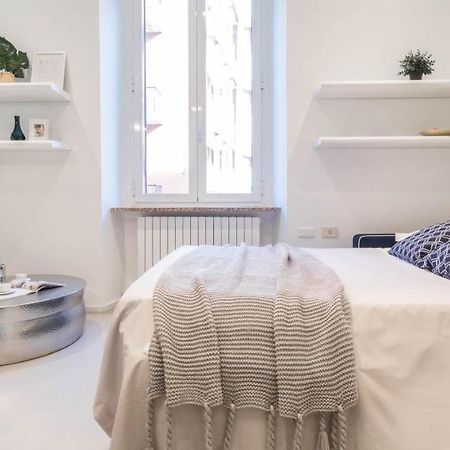 Joivy Spacious 1 Bedroom Apt Near S Agostino Metro Milánó Kültér fotó