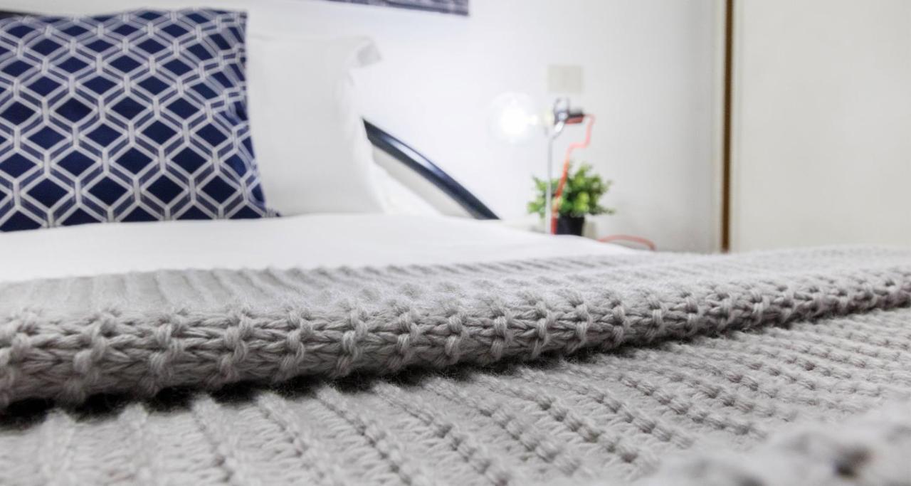 Joivy Spacious 1 Bedroom Apt Near S Agostino Metro Milánó Kültér fotó